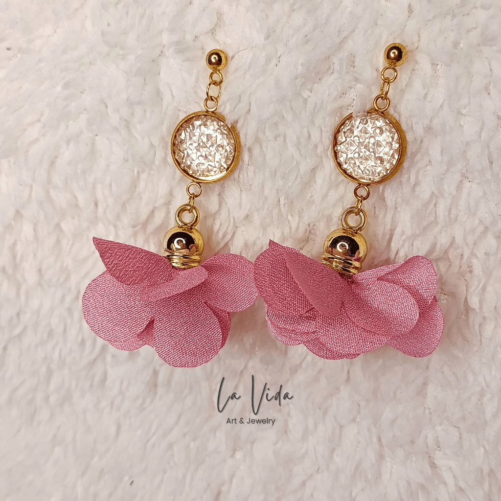 Spring & Shine - virágbojtos statement fülbevaló - Image 9