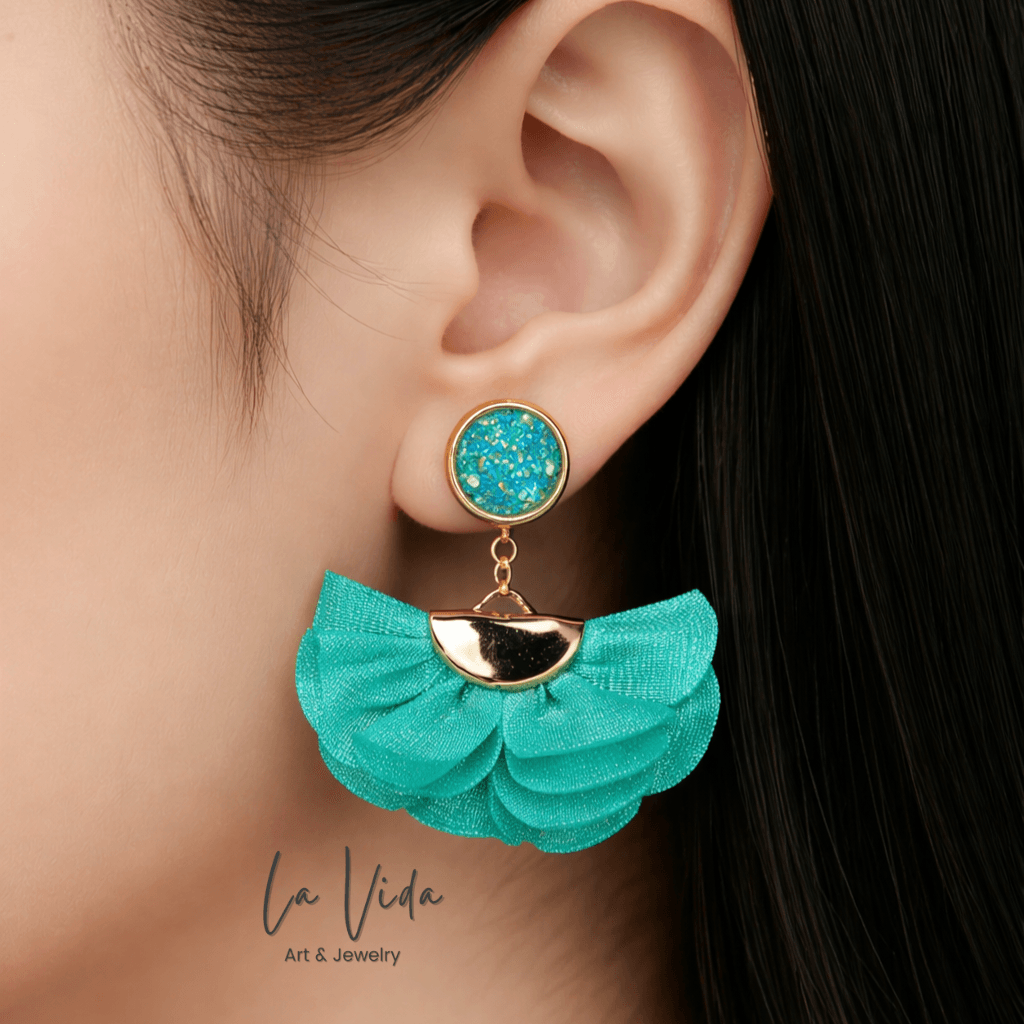 Spring & Shine - virágbojtos statement fülbevaló - Image 13