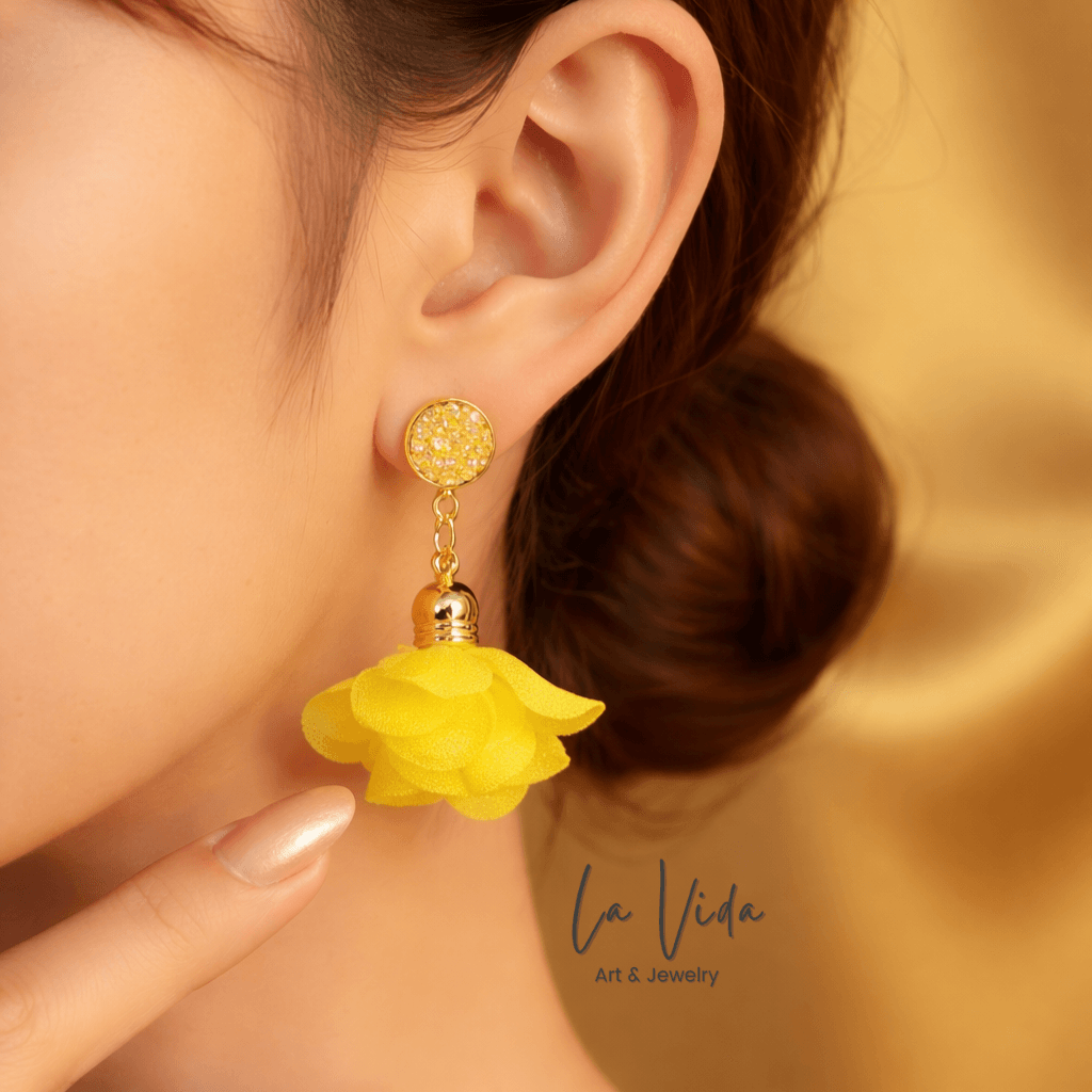 Spring & Shine - virágbojtos statement fülbevaló - Image 16