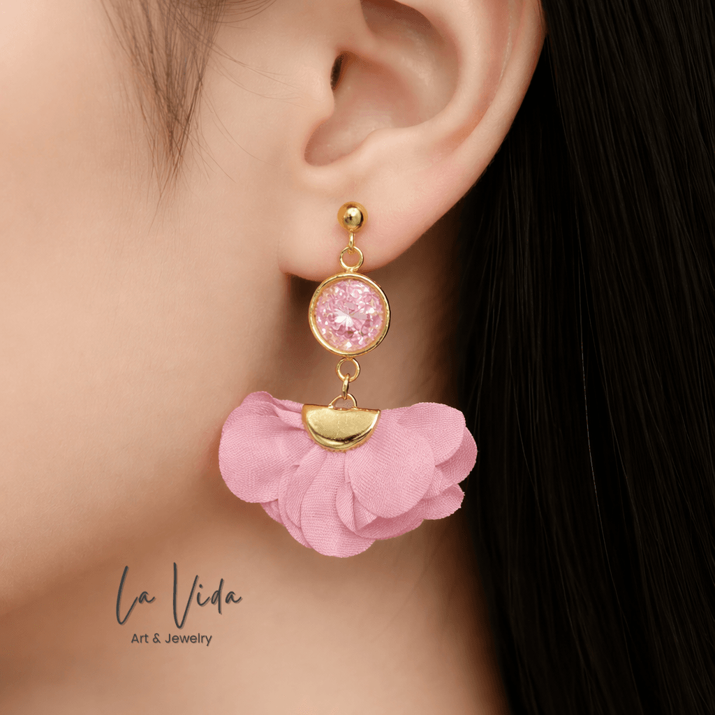 Spring & Shine - virágbojtos statement fülbevaló - Image 15