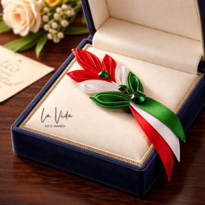 Nemzeti színű kitűző